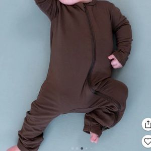 NWOT Kyte Baby Zippered Romper in Espresso